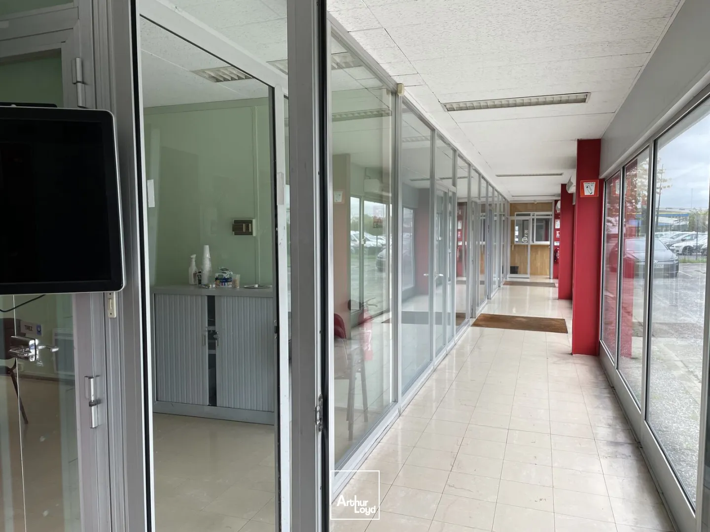 Entrepôt A VENDRE à Cambrai