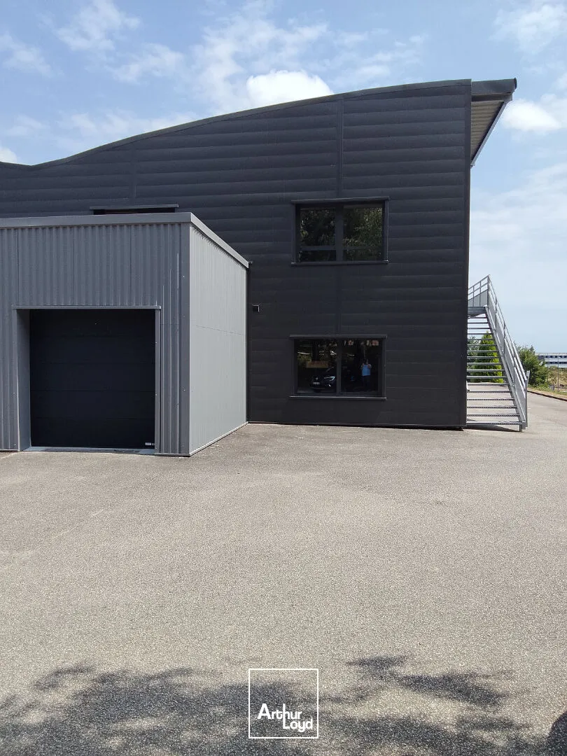 À louer - Bureaux rénovés de 256 m² - Parc d'activités ESTER