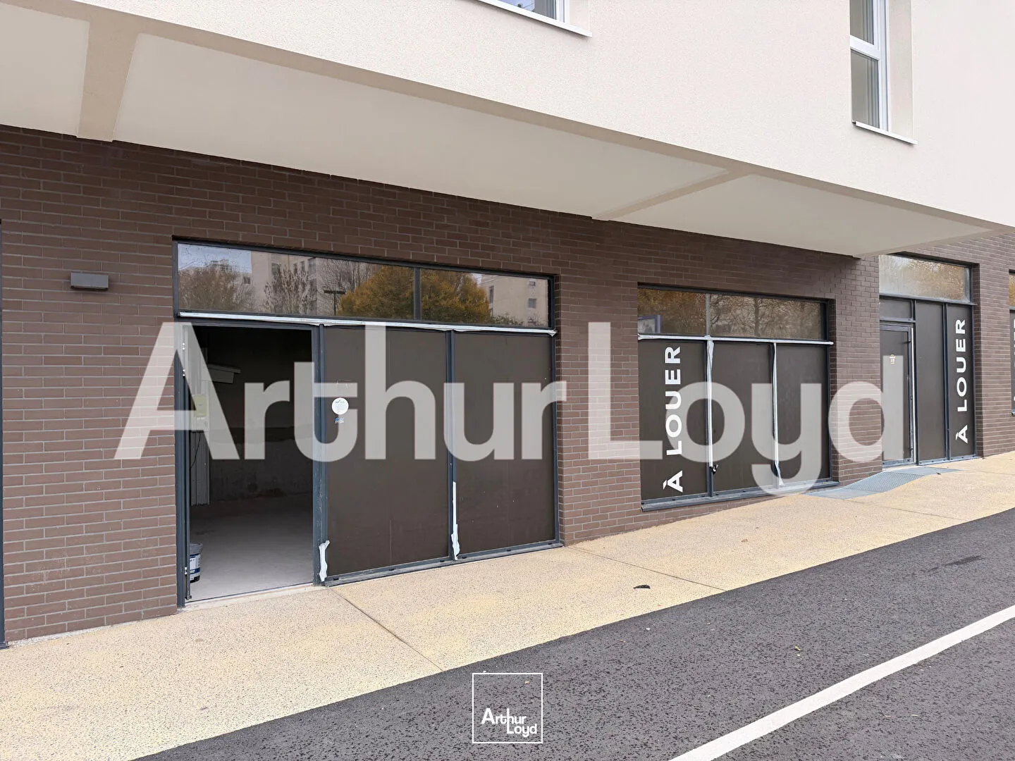 Locaux Tertiaires - Commerciaux - Caen