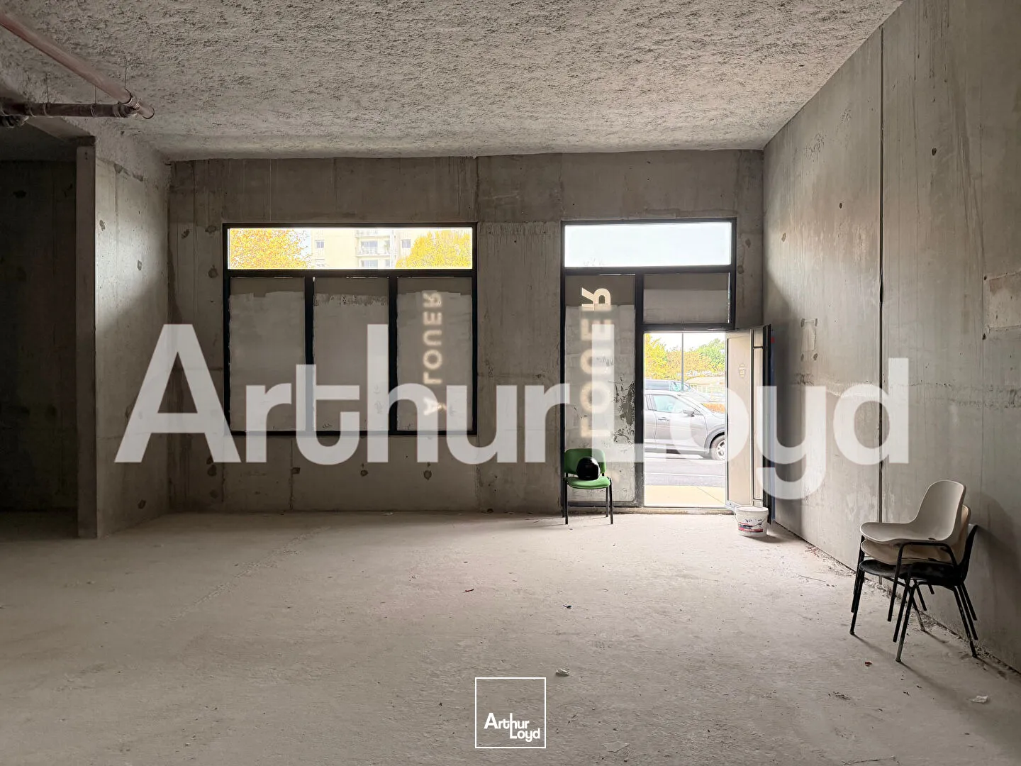 Locaux Tertiaires - Commerciaux - Caen