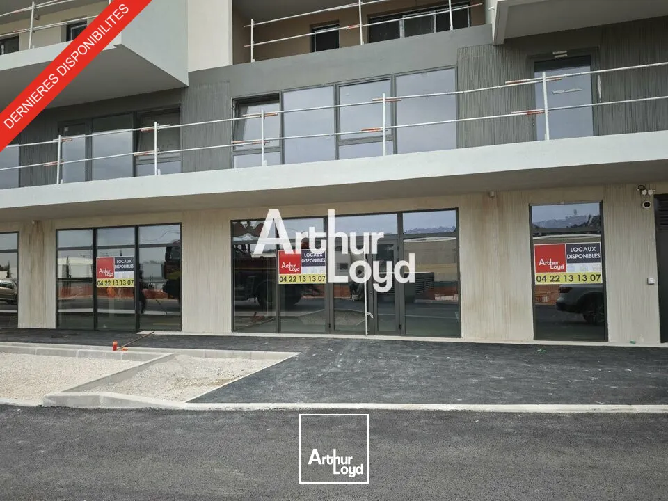 A LOUER LOCAL COMMERCIAL DE 280 M², IMMEUBLE ERP - SAINT LAURENT DU VARSANS DROIT AU BAIL NI DROIT D'ENTREE