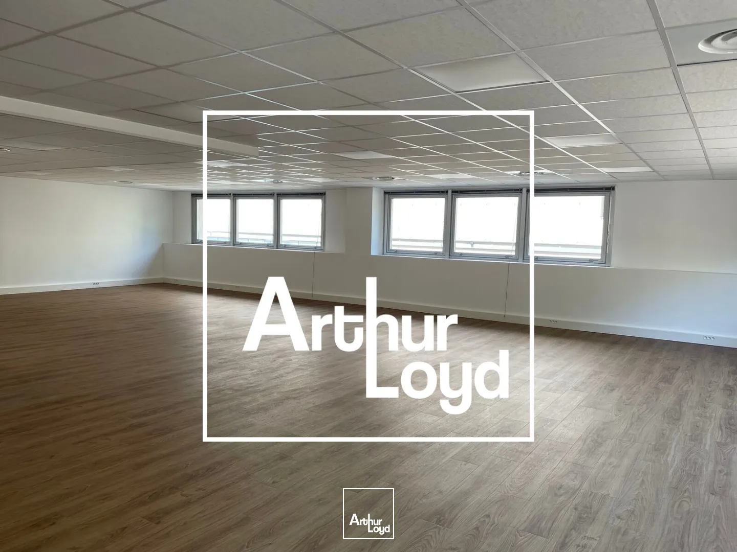 BUREAUX A LOUER MONTPELLIER CENTRE - ANTIGONE - PROCHE TRAMWAY