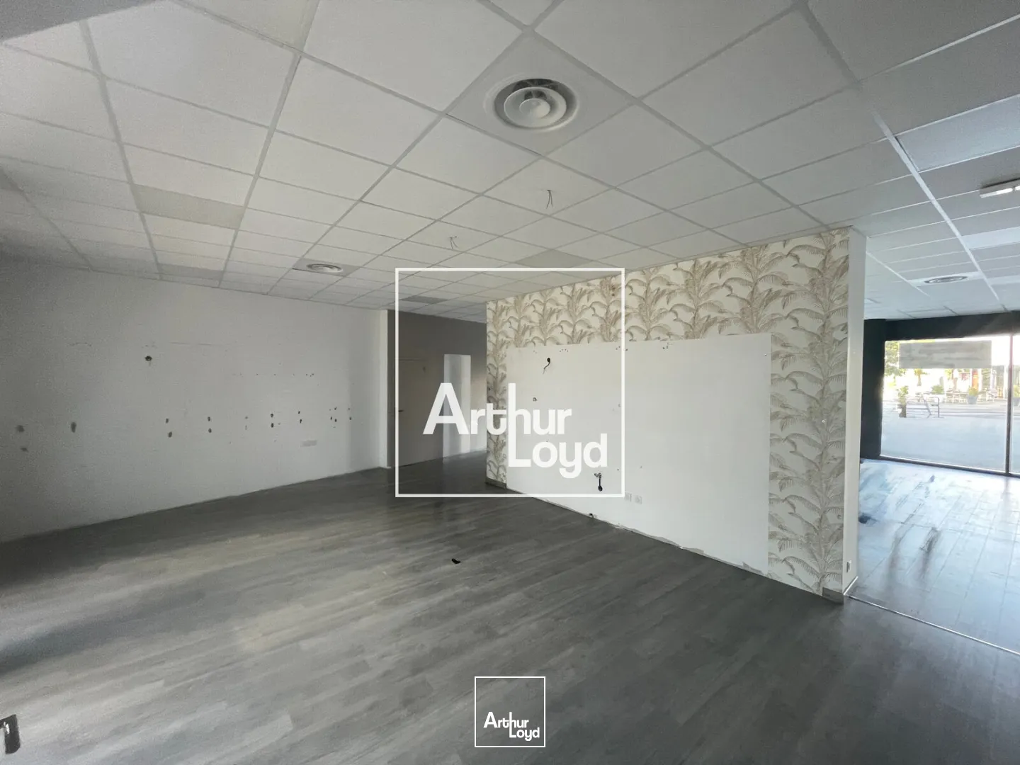 Locaux commerciaux à louer - Ensemble ICONIC, emplacement premium au Cap d'Agde