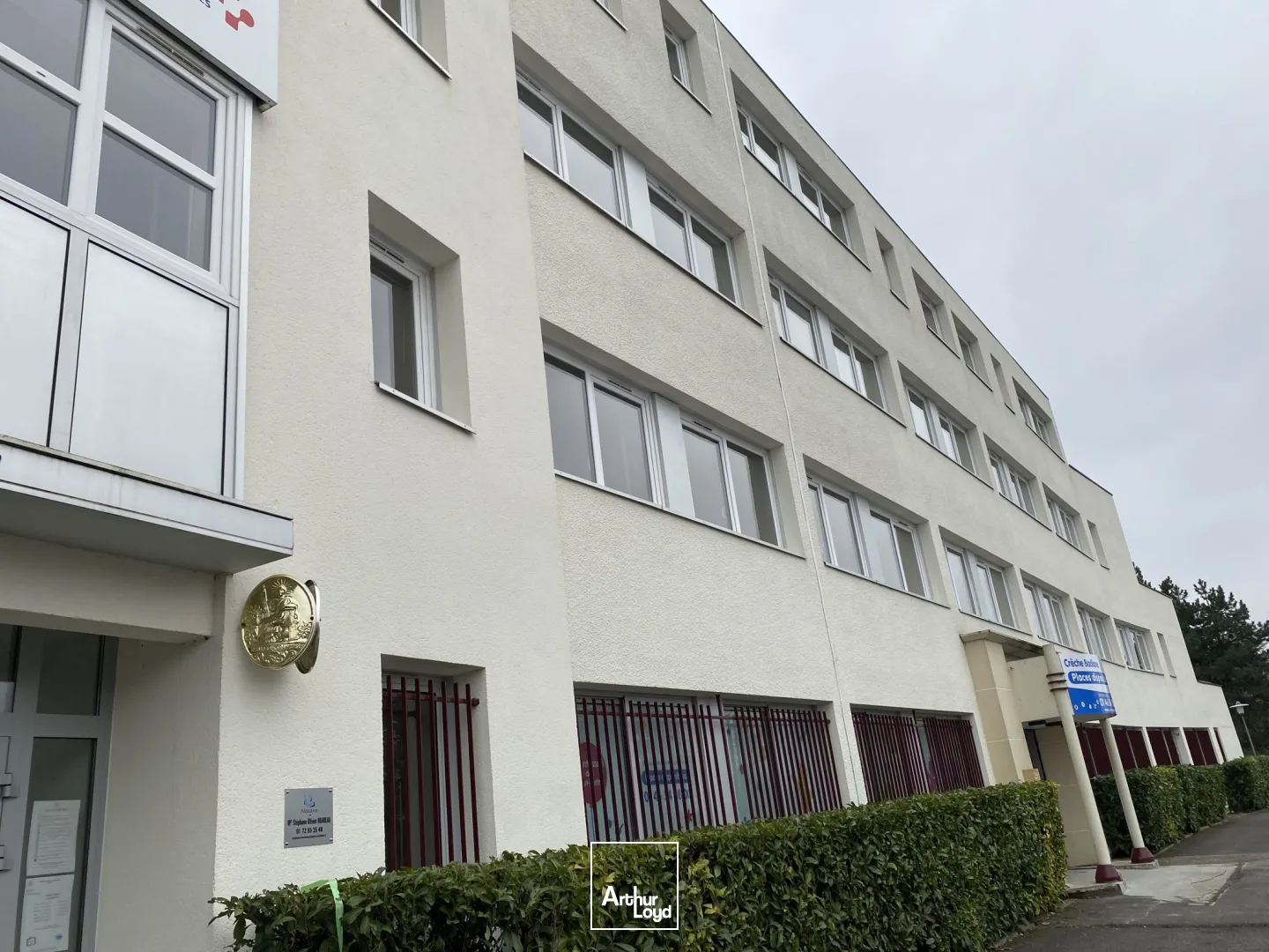 Activités et Bureaux à vendre ou à louer à CHATOU 78400