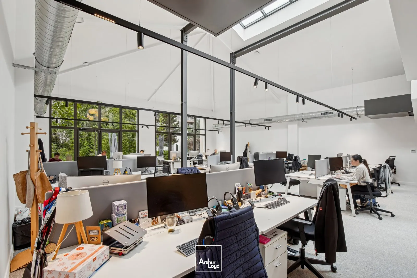 Loft industriel à vendre avec terrasse privative à Courbevoie