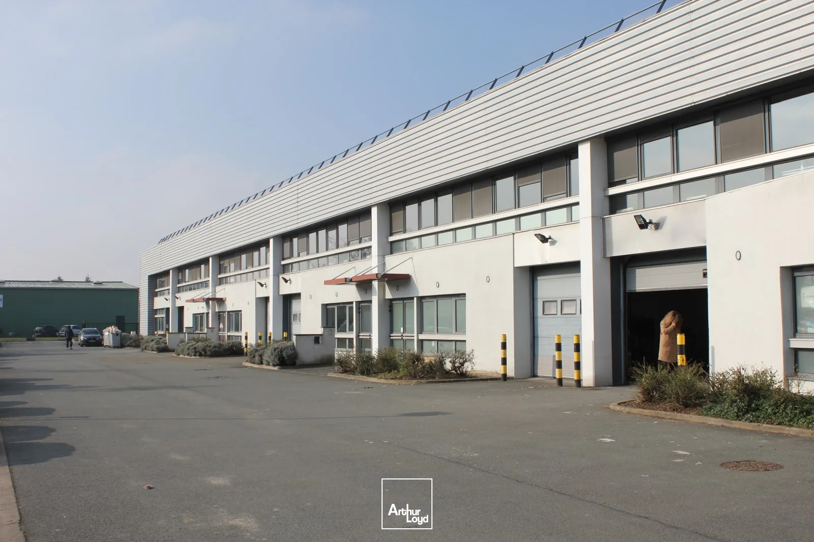 Locaux d'activité à louer à TRAPPES 78190