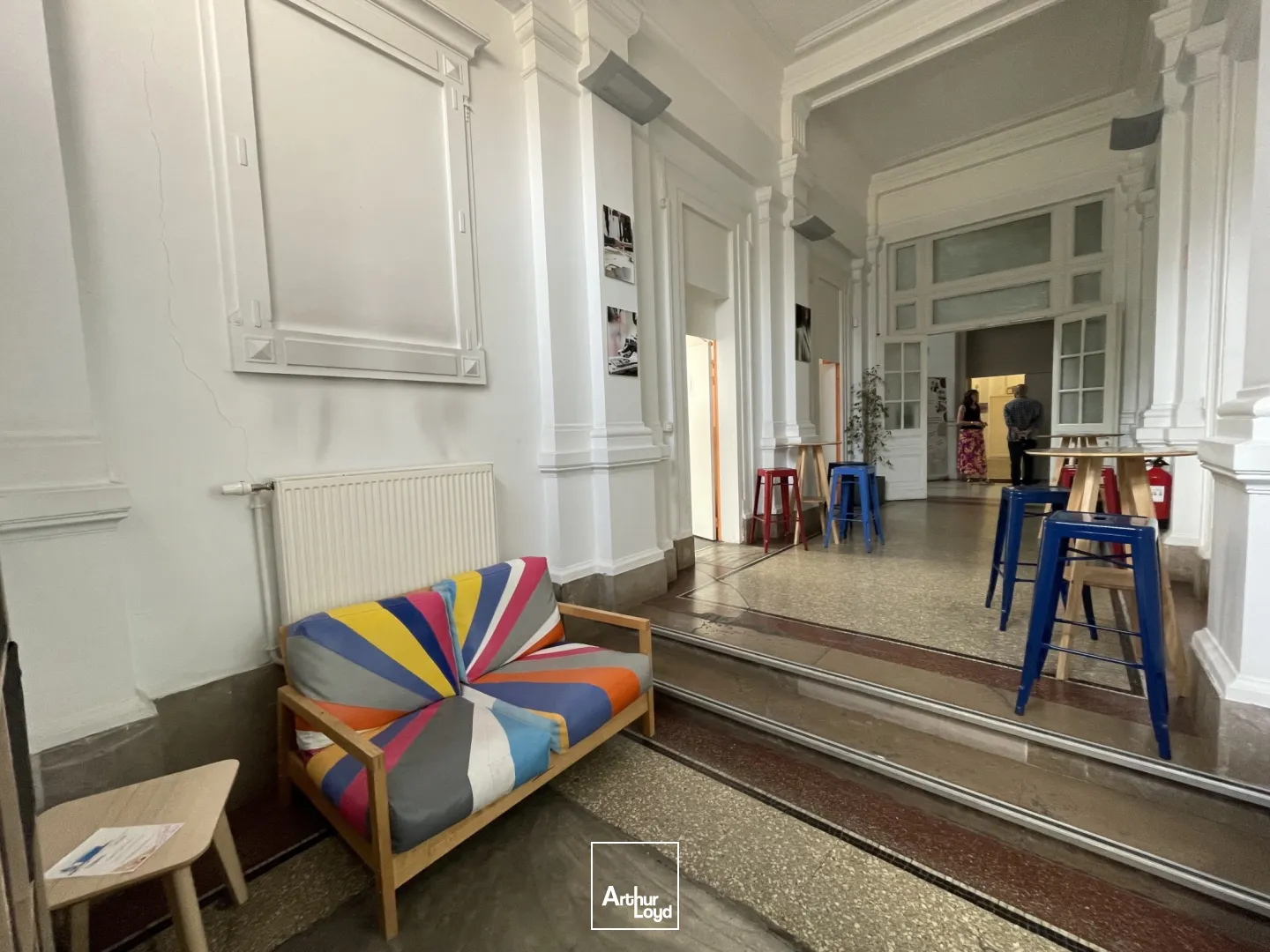 Bureaux lumineux et modulables à louer dans un immeuble sécurisé avec cahet et accessible - Zone Franche de Roubaix