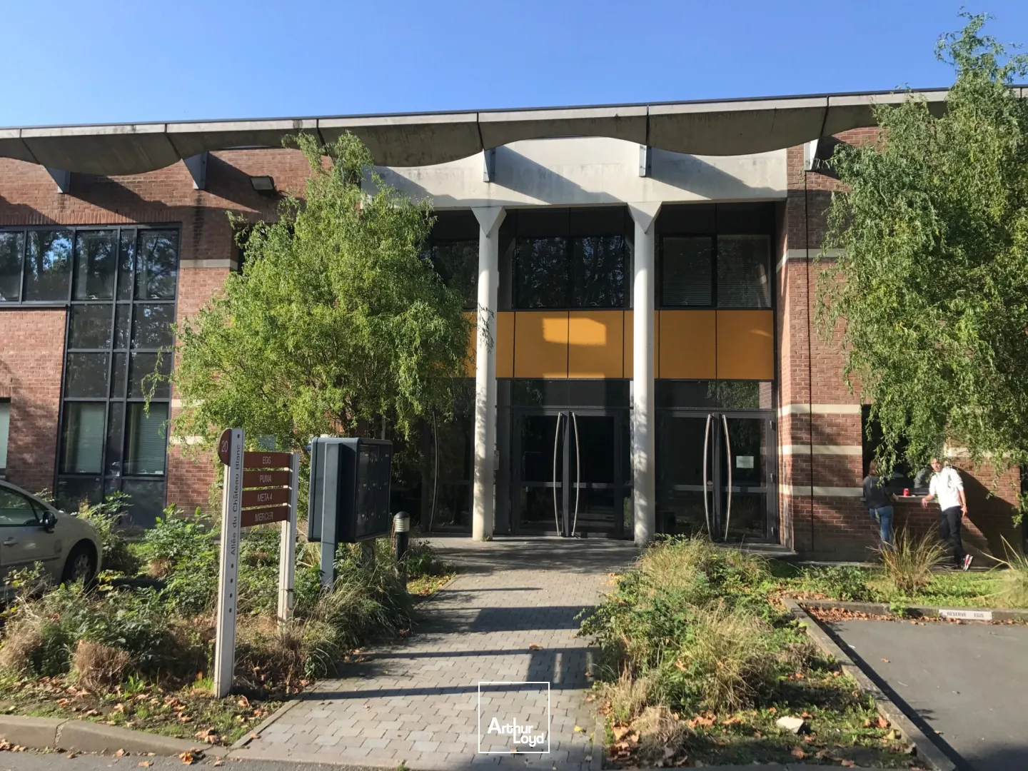 Bureaux à louer Wasquehal - 430 m² en open space avec parkings et cadre verdoyant