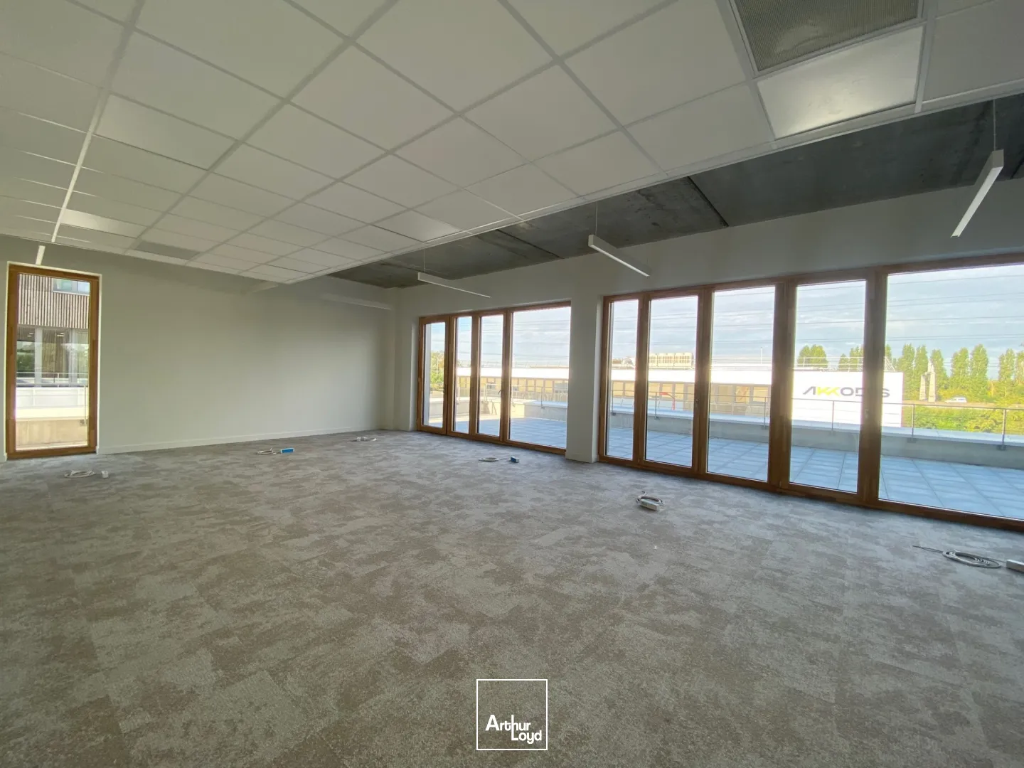 Bureaux à Louer Parc Europe Avec Parkings 