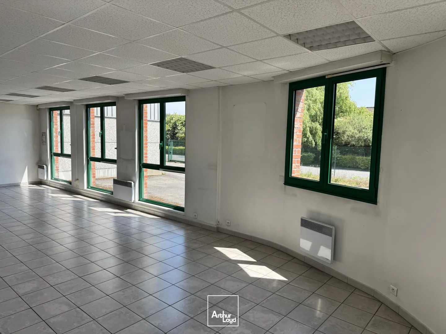 Locaux d'activité à louer à BONDUES 59910