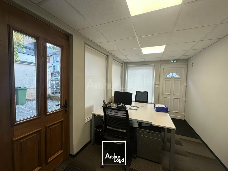 LOCAL D'ACTIVITE - ENTREPOT à VENDRE de 189 m²