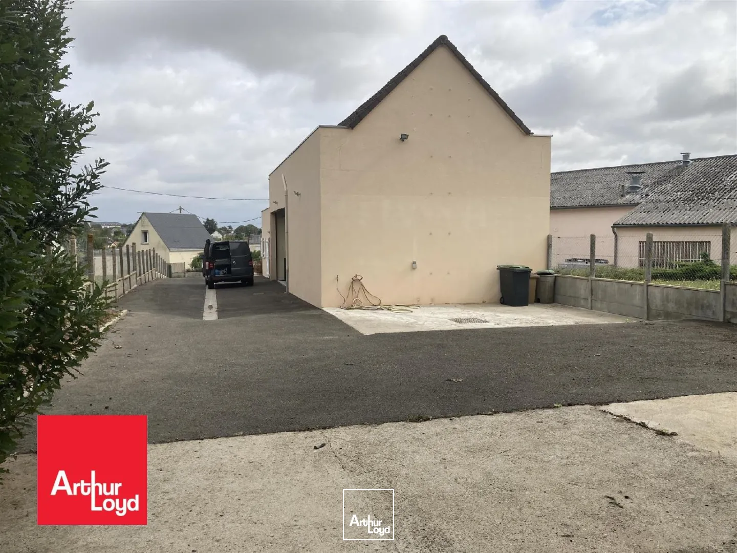 Local d'activité à vendre à CHATEAUDUN 28200