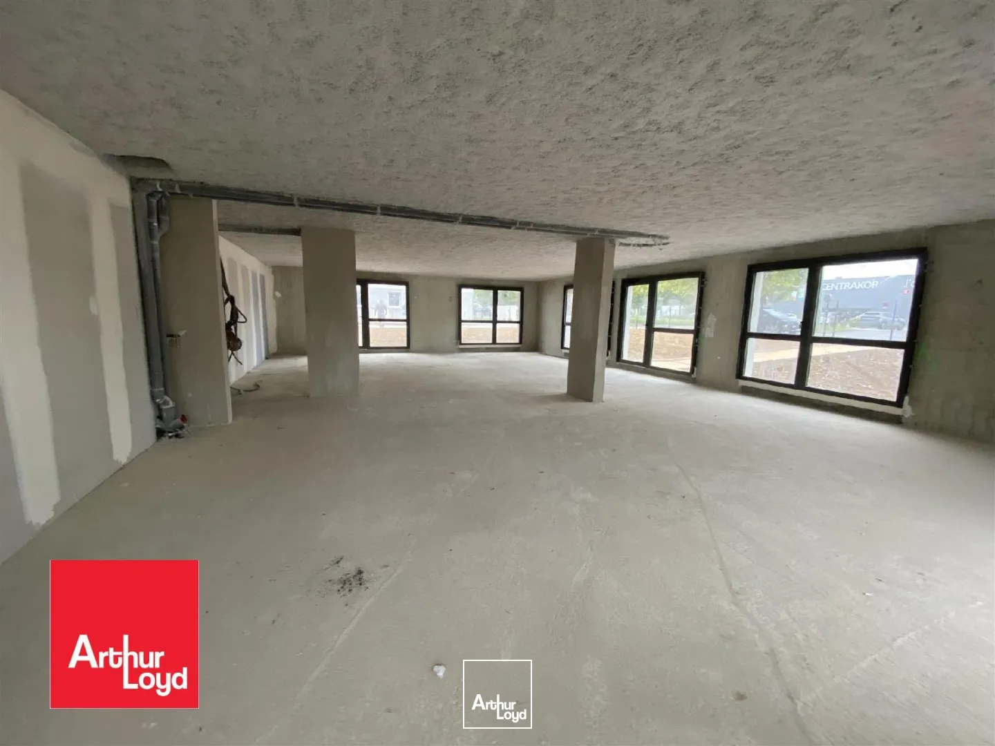 Local commercial à vendre à LUISANT 28600