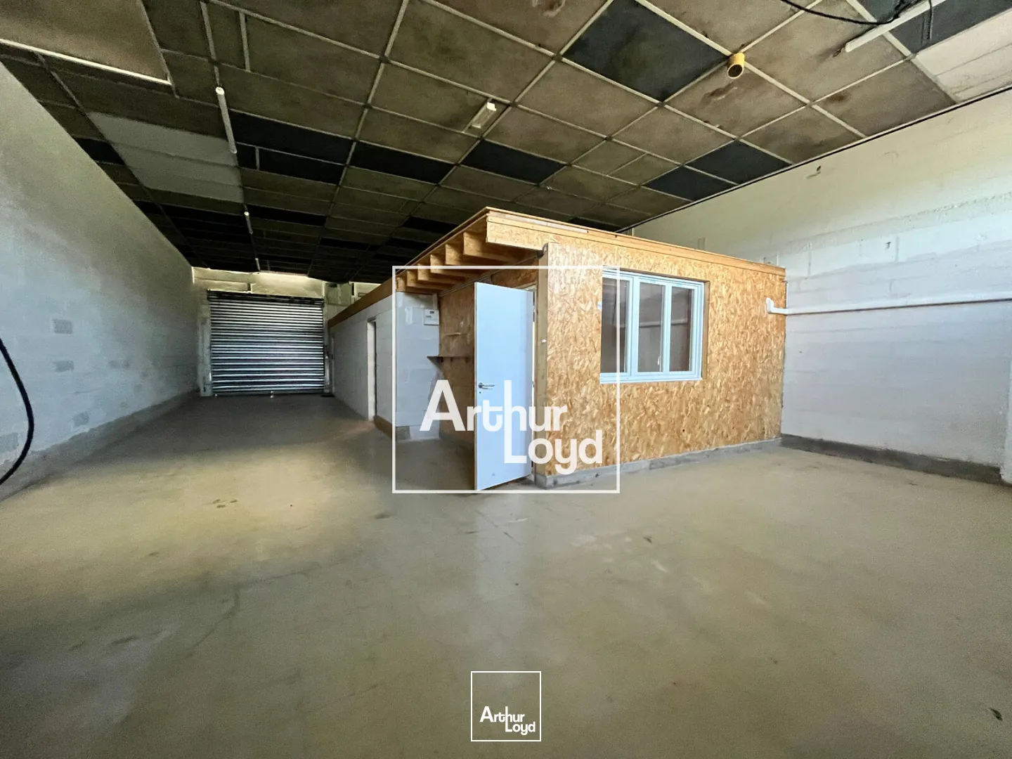 Local disponible en façade RN 113 - Forte visibilité - NIMES OUEST