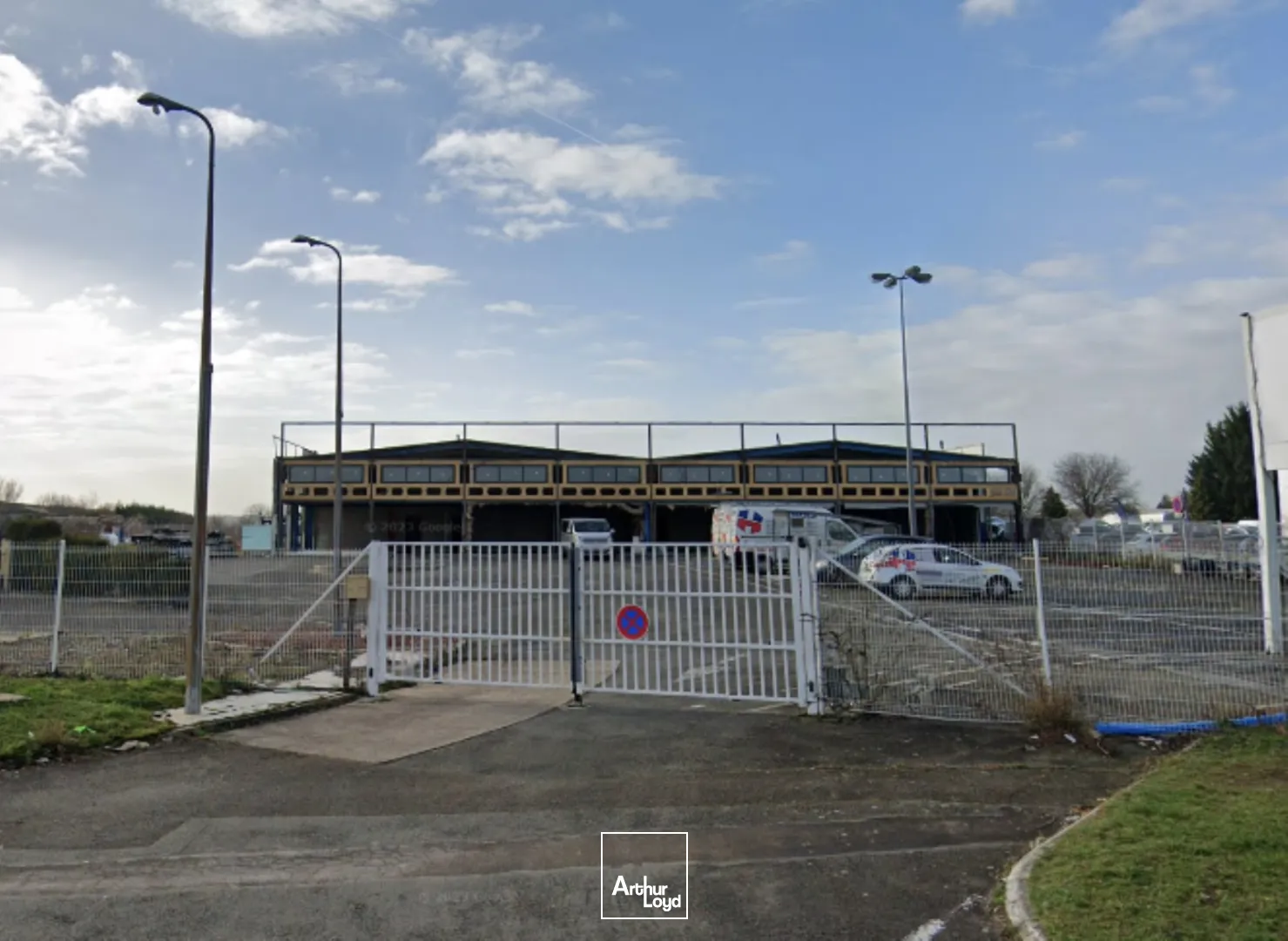 A LOUER BEAUVAIS - 100 À 300 M2 DE BUREAUX REFAITS À NEUFS