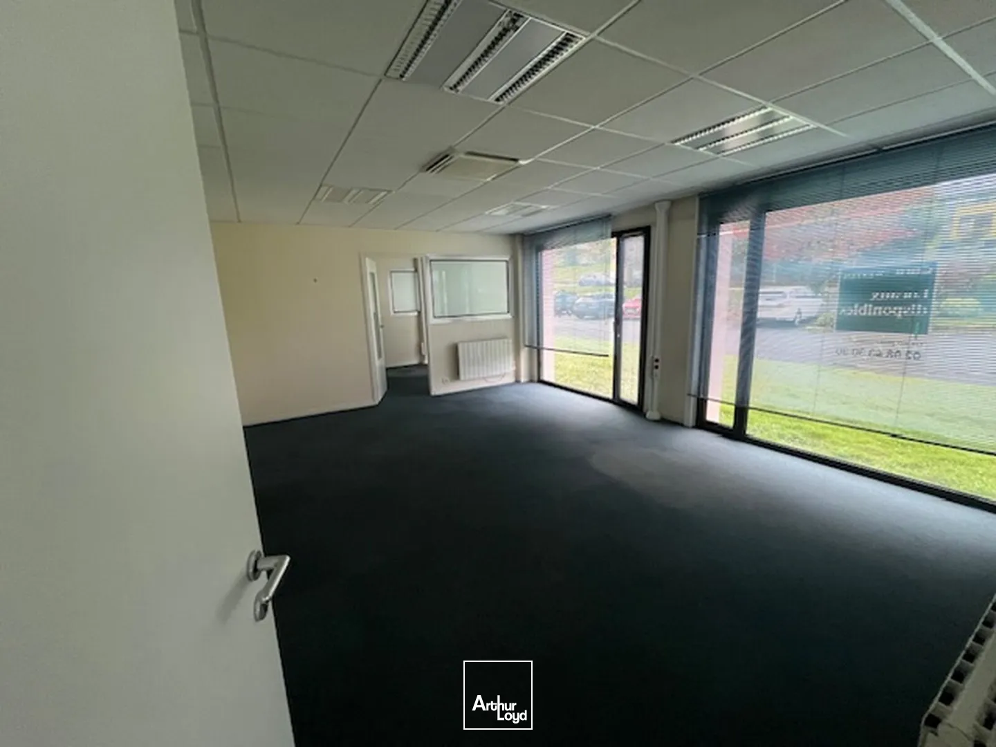 A LOUER - PLATEAUX DE BUREAUX - QUIMPER 