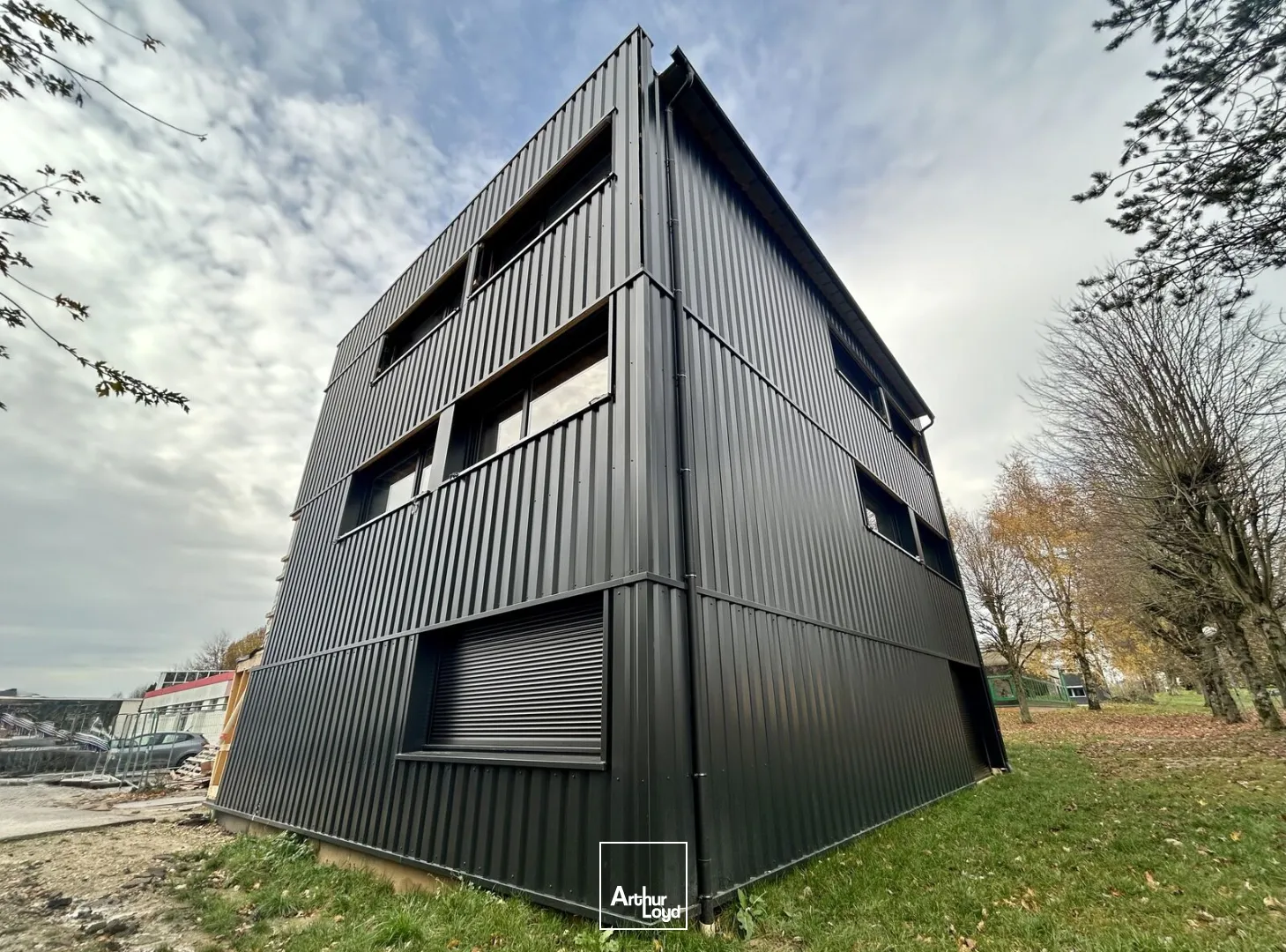 Bureaux à louer à MONT SAINT AIGNAN 76130