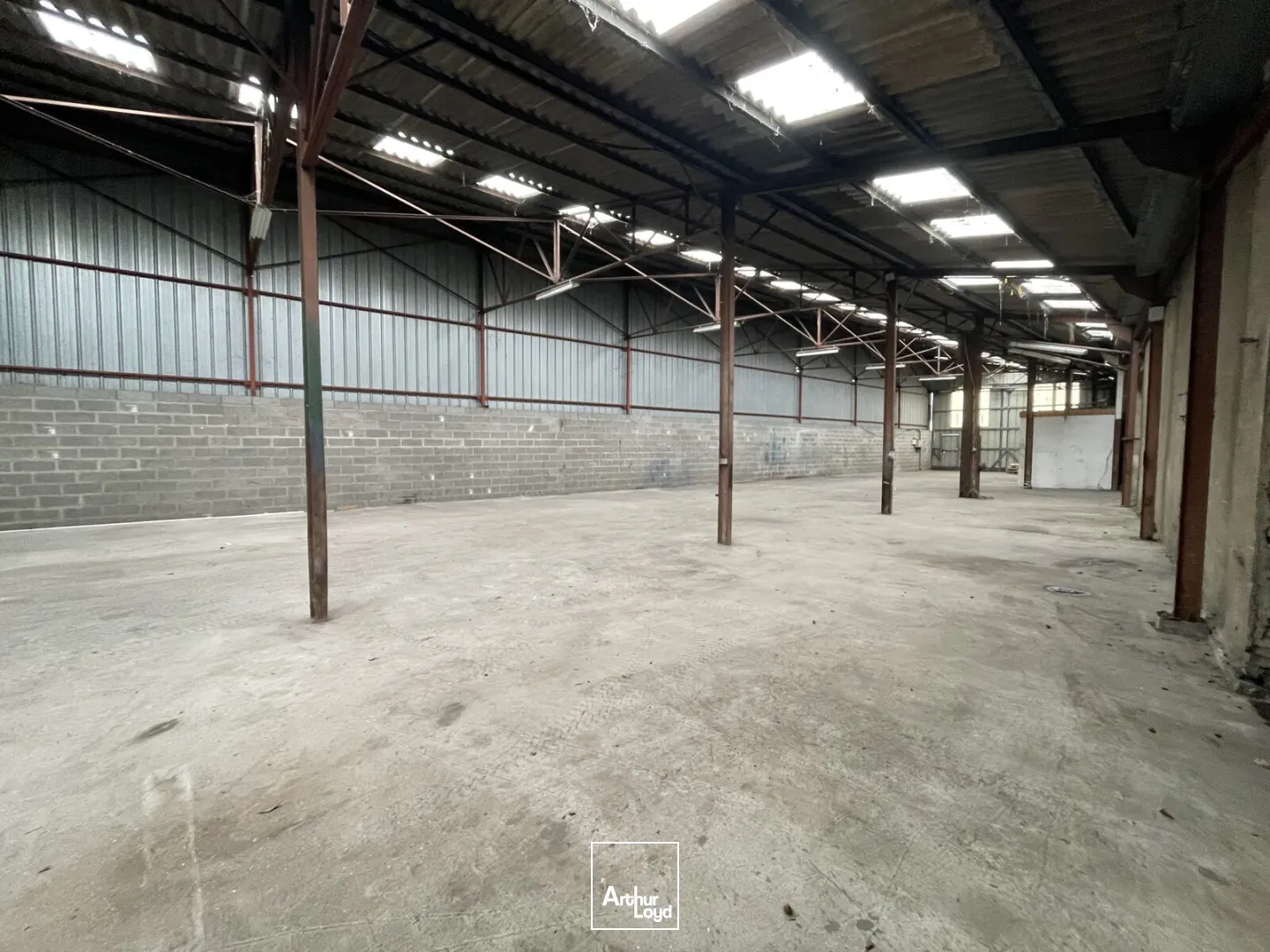 Locaux d'activité à louer à GRAVIGNY 27930