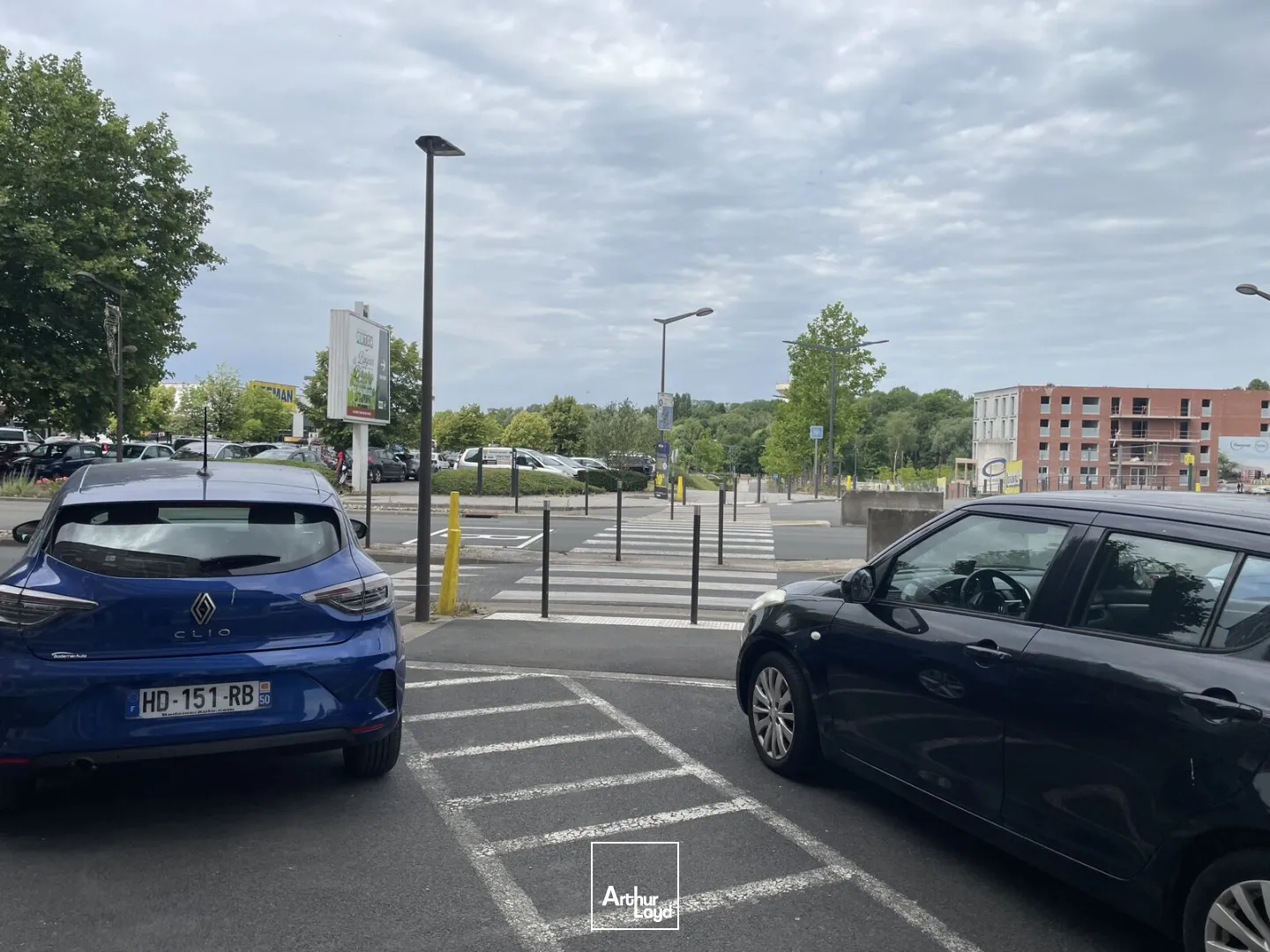 A VENDRE OU A LOUER: EMPLACEMENT PREMIUM de 135 m2 SUR LES BOULEVARDS A MAUBEUGE