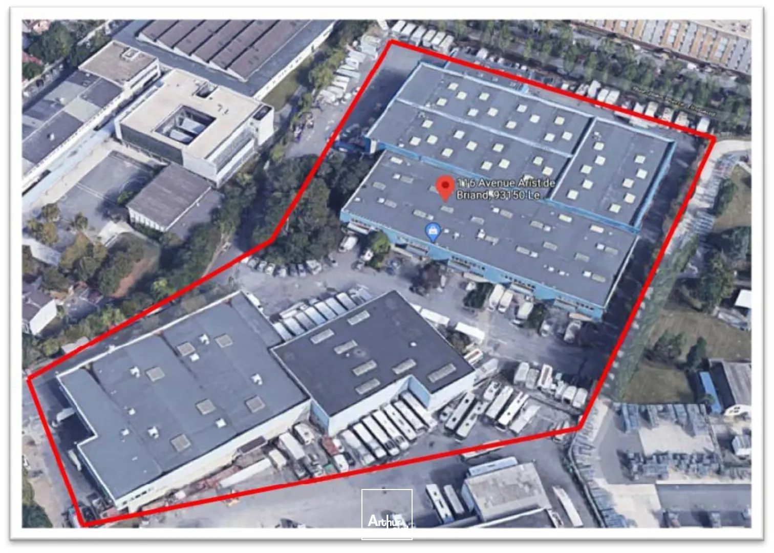 Locaux d'activité 1 260 m² Blanc-Mesnil - Bail dérogatoire - HSP 9m - Accès plain pied 4 x 4,5m - Sol 3T