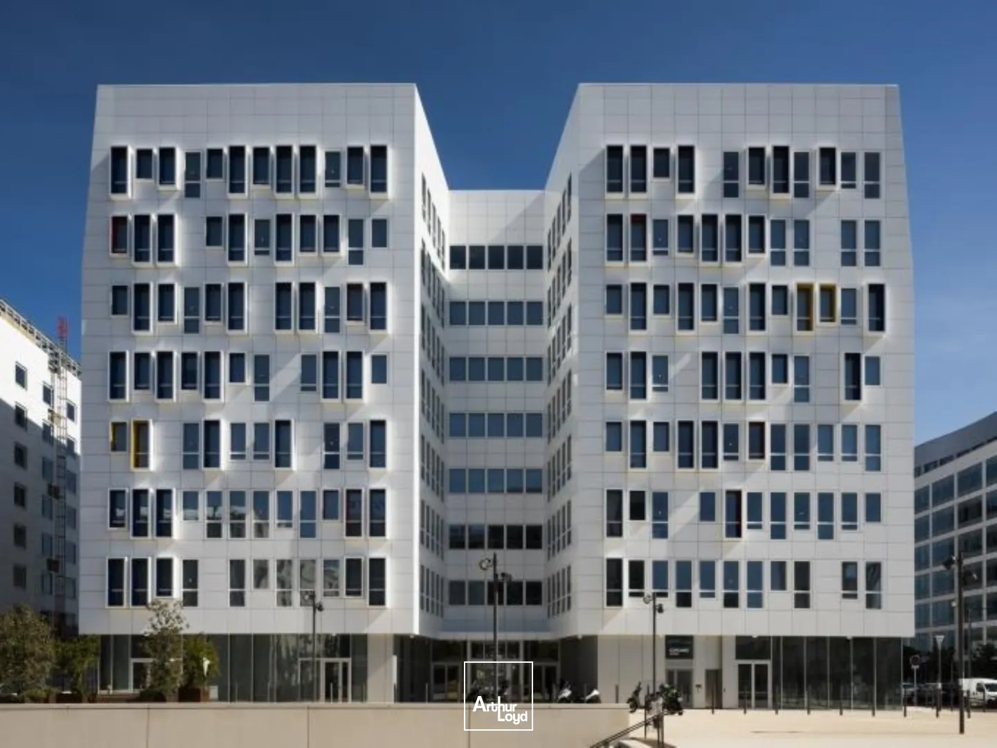 Bureaux récents à louer dans immeuble de standing - La Joliette - 13002 Marseille 