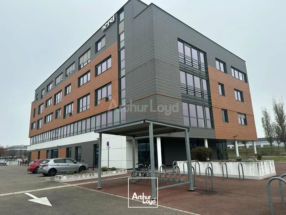 BUREAUX à LOUER de 845 m²