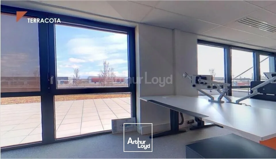 BUREAUX à LOUER de 845 m²