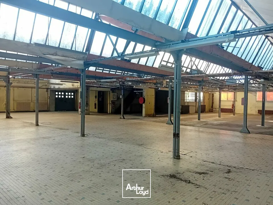 A louer -Local d'activité 1 385 m²