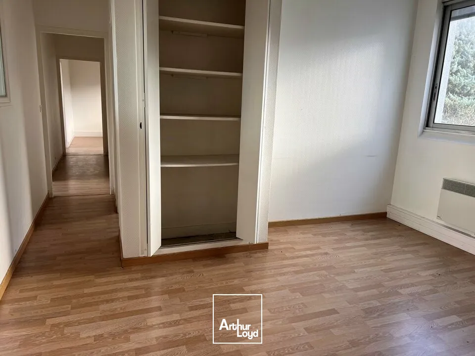 SAINT-AVERTIN BUREAUX A LOUER 91 M² 3 PARKINGS