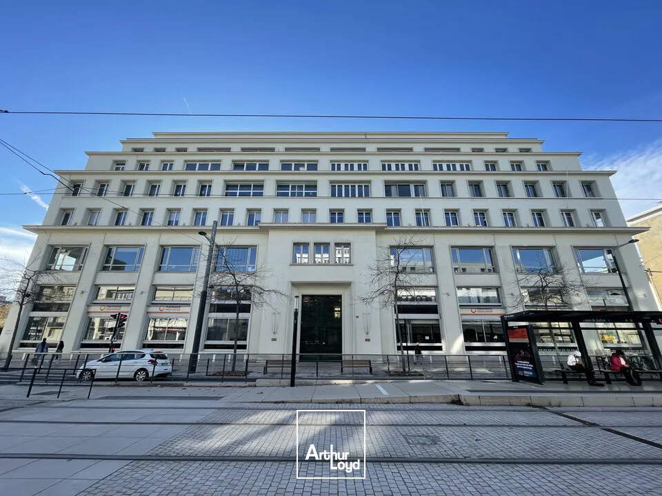 A VENDRE - LE HAVRE / PALAIS DE JUSTICE - BUREAUX - 230 m2 