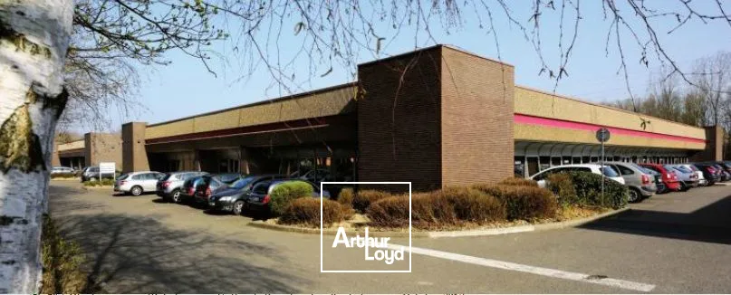 Locaux d'activité à louer à TRAPPES 78190