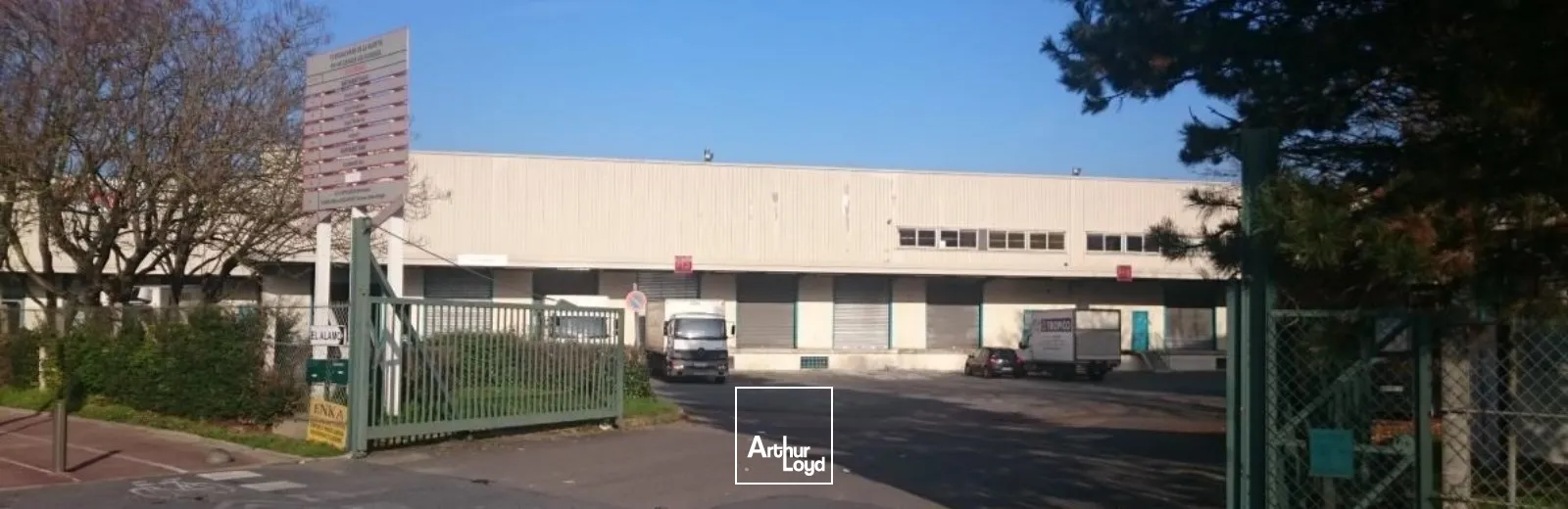 Location entrepôts à partir de 750 m² - Emplacement stratégique en Île-de-France Nord