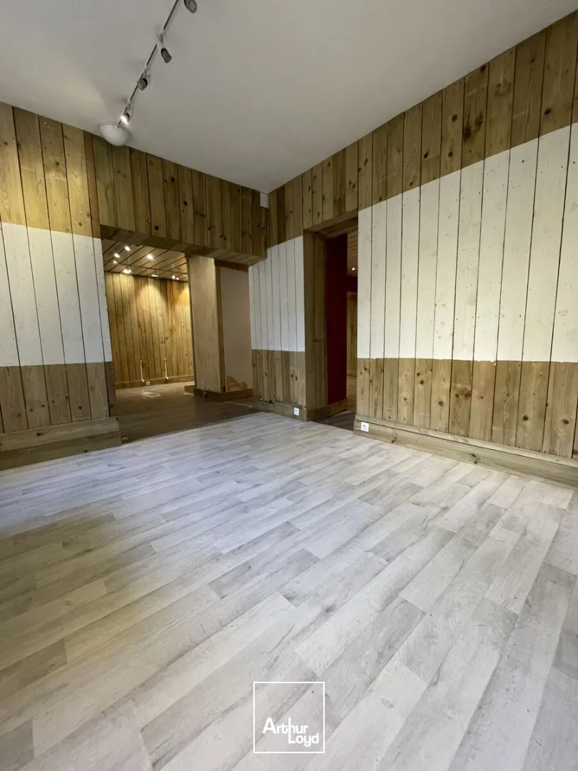 A VENDRE - LOCAL COMMERCIAL - 100 M² - AURAY