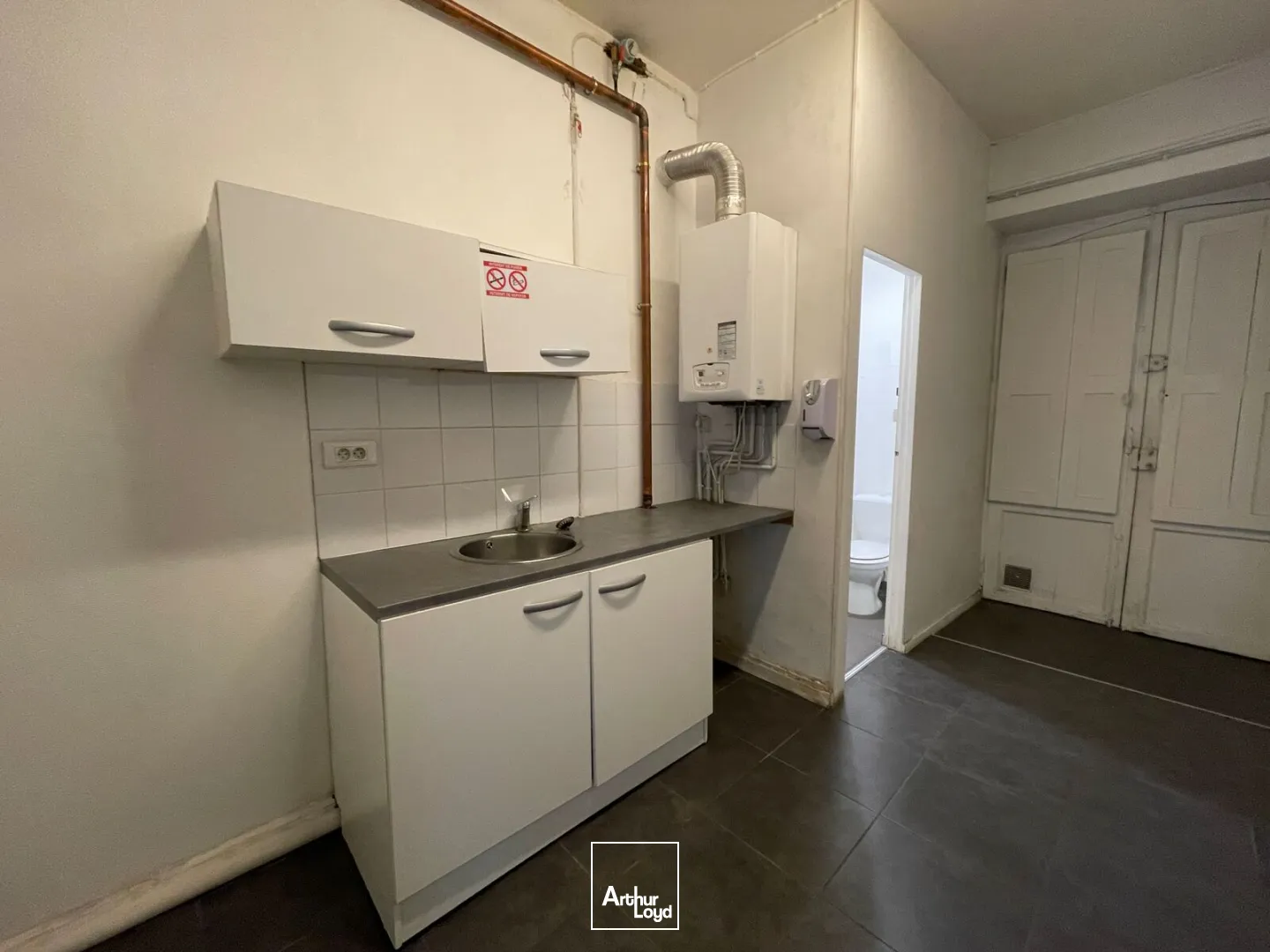 Local commercial à louer à Nantes centre avec visibilité optimale