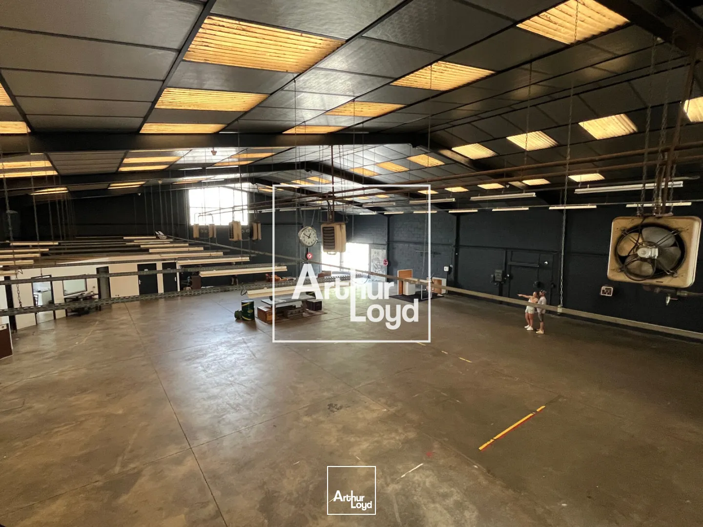 À LOUER - DEUX LOCAUX D'ACTIVITÉS CÔTE À CÔTÉ - TOULOUSE