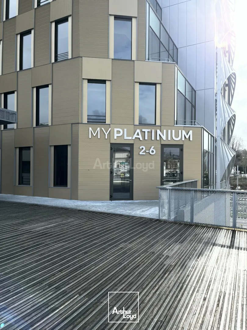 BUREAUX à LOUER de 567 m²
