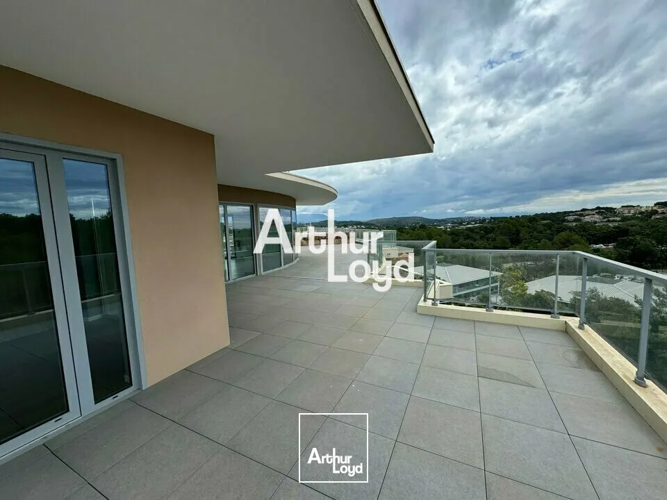 Bureaux neufs à louer 229 m² avec terrasse privative - Proximité Sophia Antipolis 