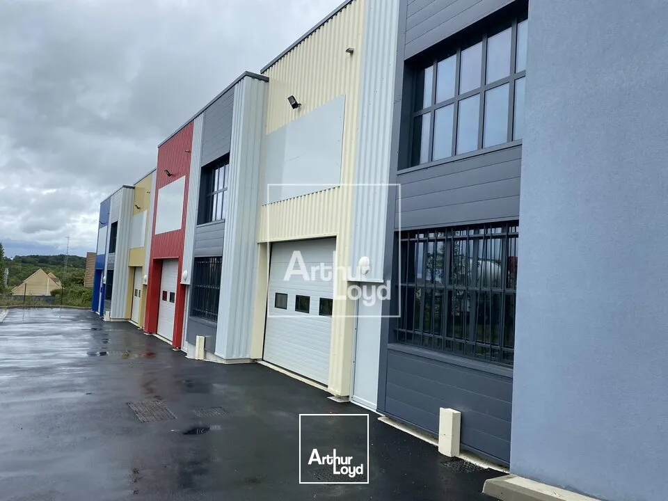 ORMOY LOCAUX ARTISANS A LOUER