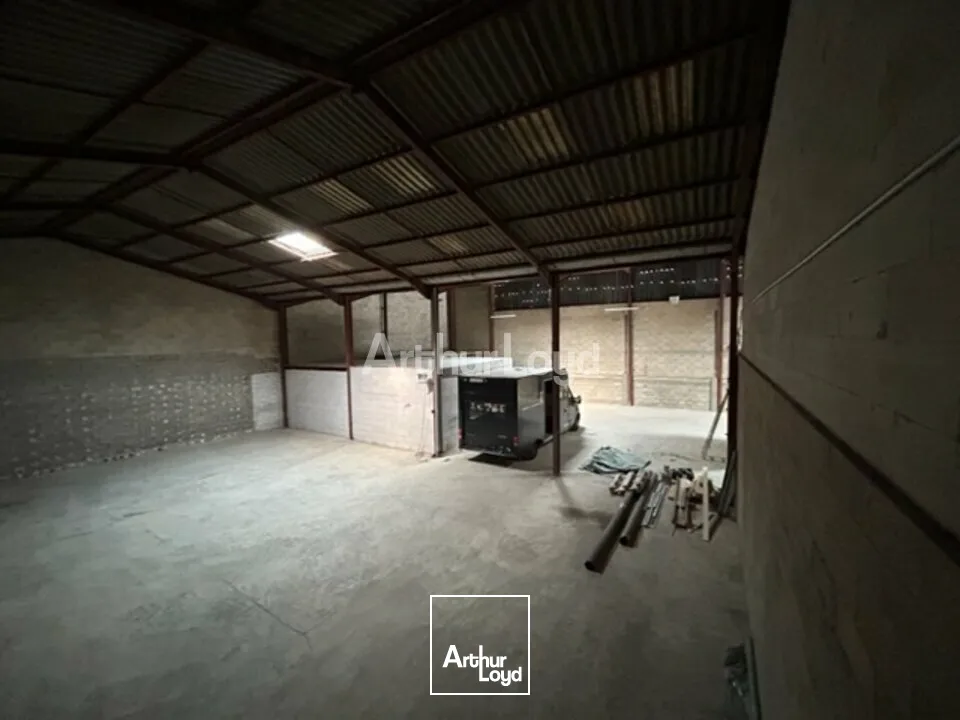 A LOUER - LOCAL D'ACTIVITÉ / COMMERCIAL - REIMS TINQUEUX