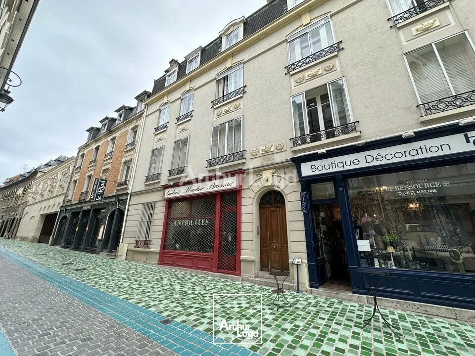 BUREAUX - HYPER CENTRE VILLE REIMS - SECTEUR FORUM