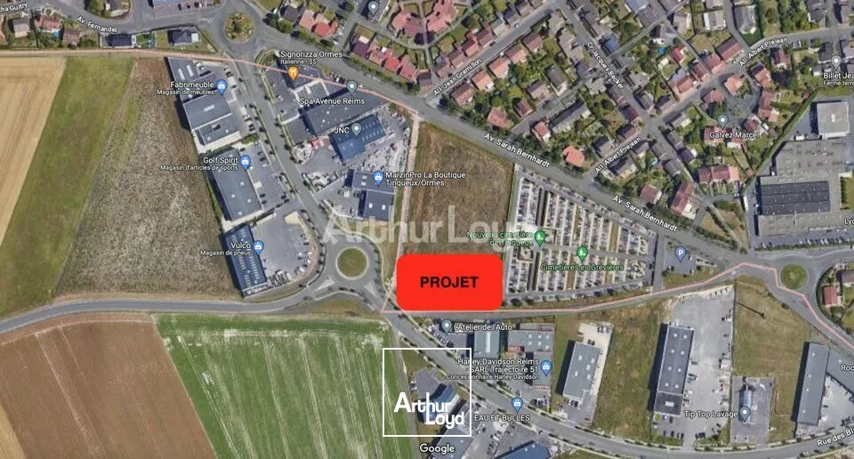 EMPLACEMENT STRATEGIQUE SUR UN ROND-POINT - SURFACE COMMERCIALE A CONSTRUIRE DE 1506M2 (DIVISIBLE) - TINQUEUX / ORMES