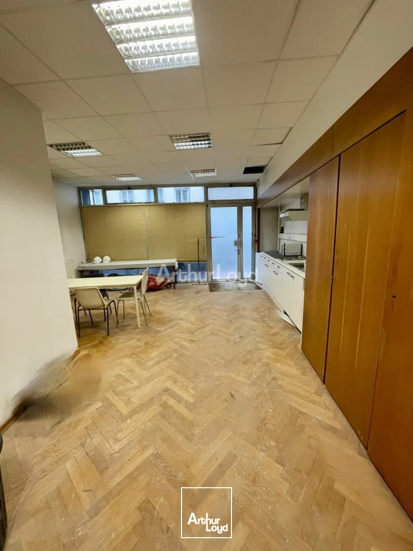 A louer - secteur Cérès à Reims - local commercial de 