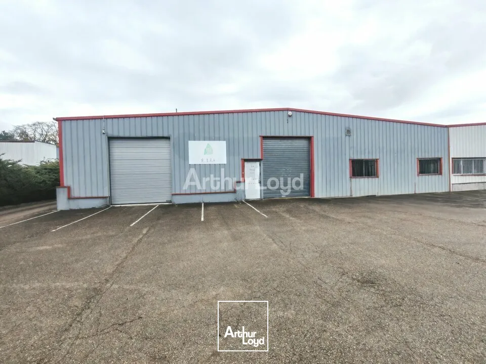 A Louer - Local d'activité de 500m2 avec bureaux ZI de St Martin Sur Le Pré