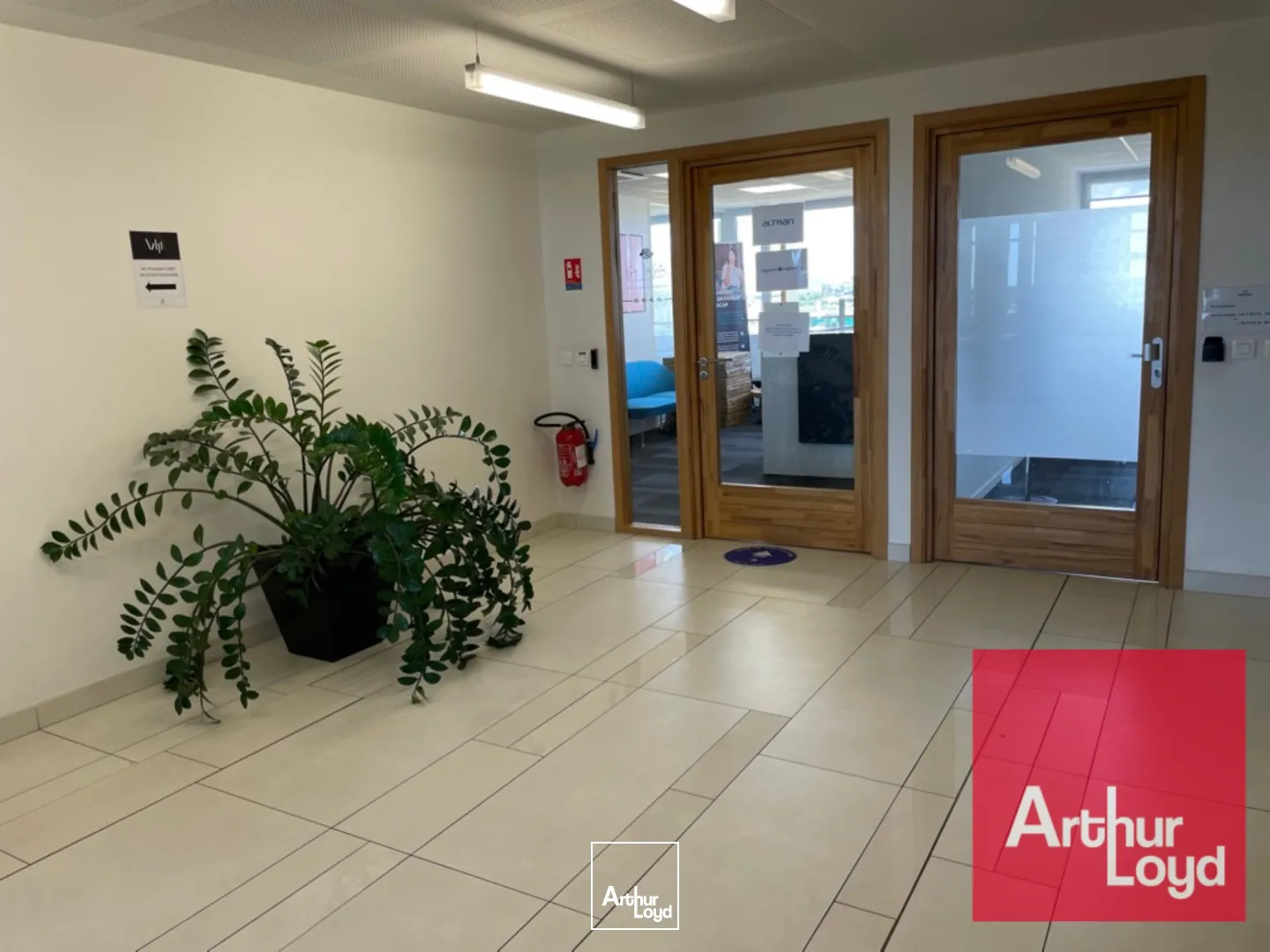 BUREAUX RECENTS A LOUER - PEROLS TRAMWAY ECOCITE PARC AEROPORT