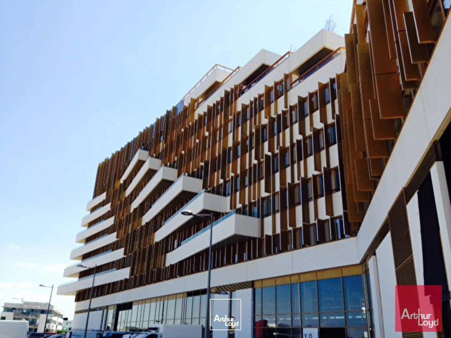 BUREAUX RECENTS A LOUER - PEROLS TRAMWAY ECOCITE PARC AEROPORT