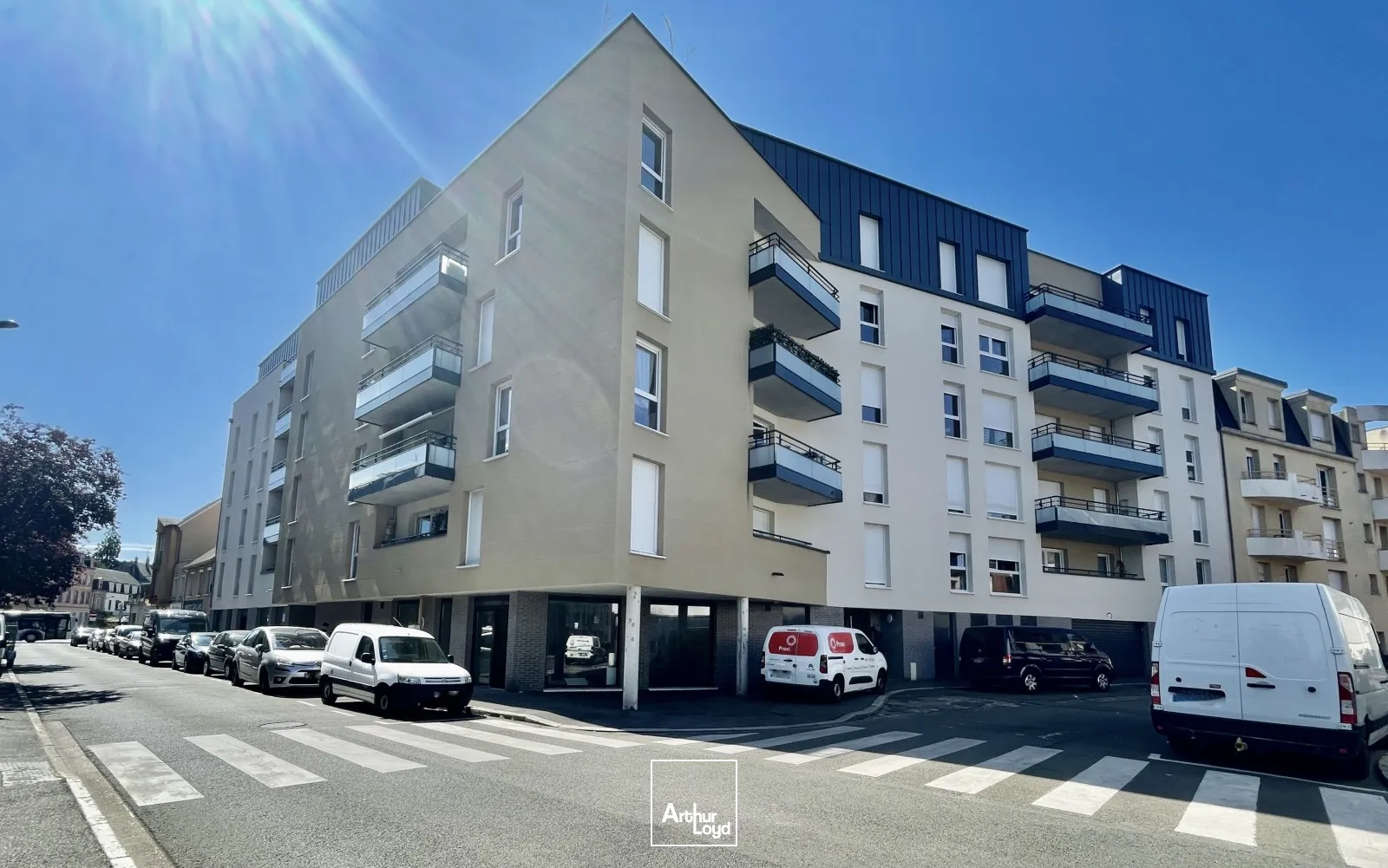 Locaux commerciaux à vendre à EVREUX 27000