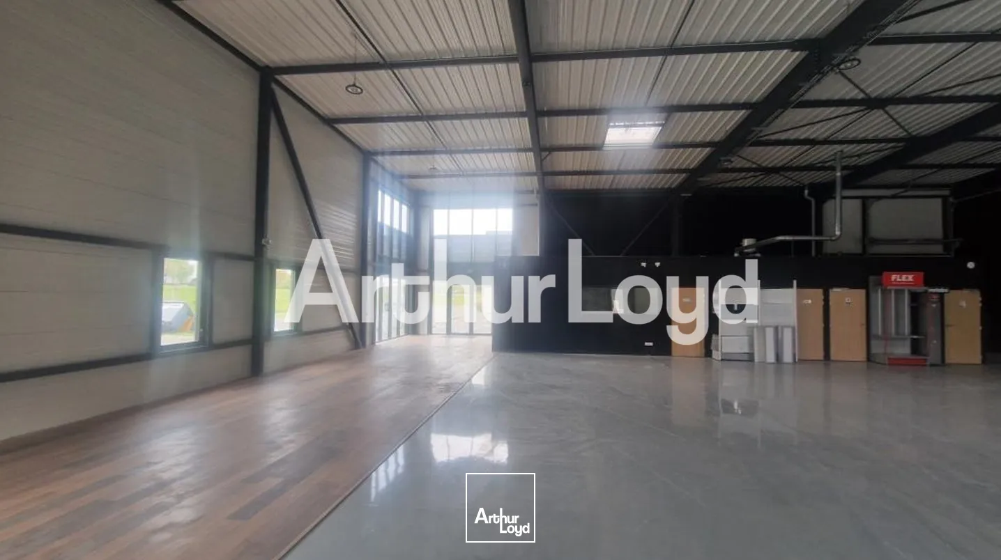 LOCAL ACTIVITE - A VENDRE - CORMELLES LE ROYAL