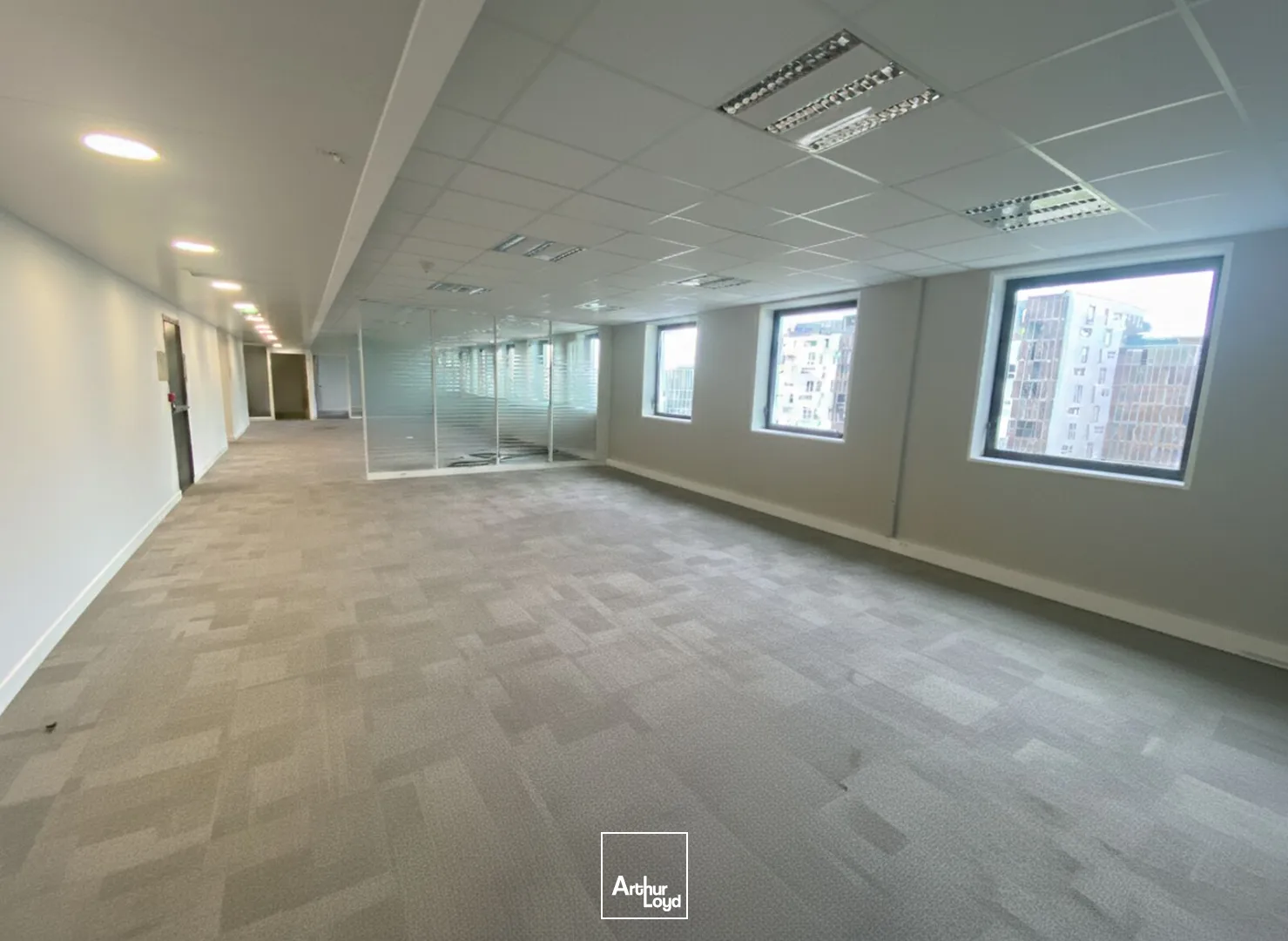 Bureaux à louer au pied du RER Nanterre Préfecture