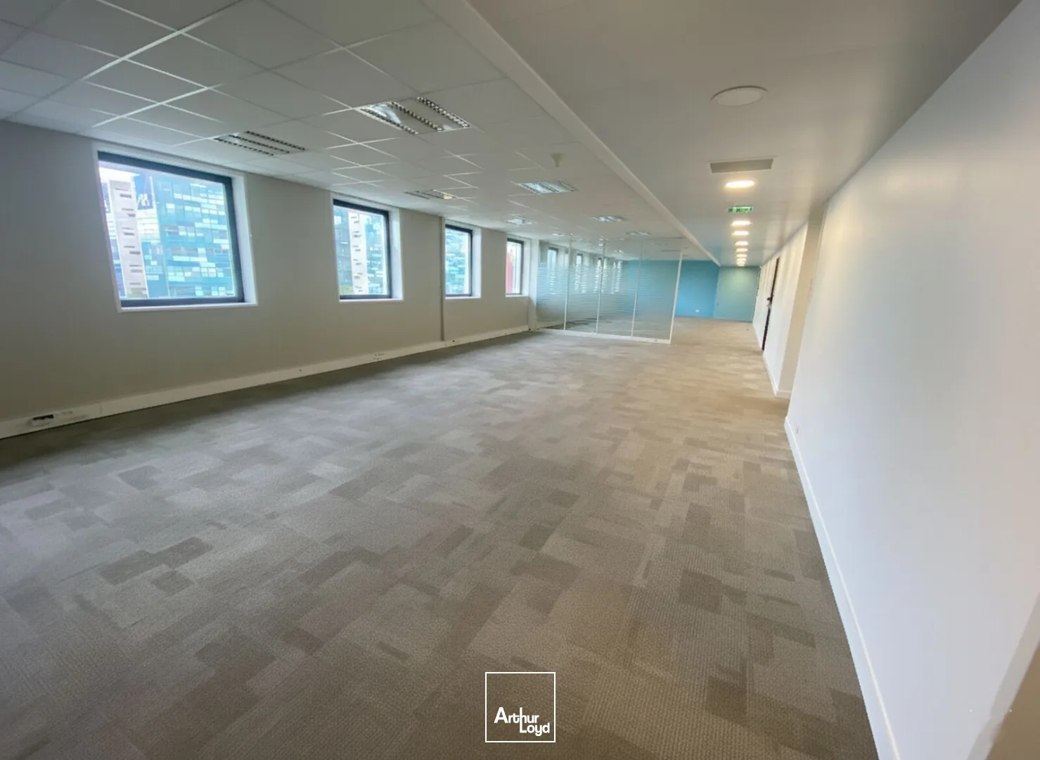 Bureaux à louer au pied du RER Nanterre Préfecture