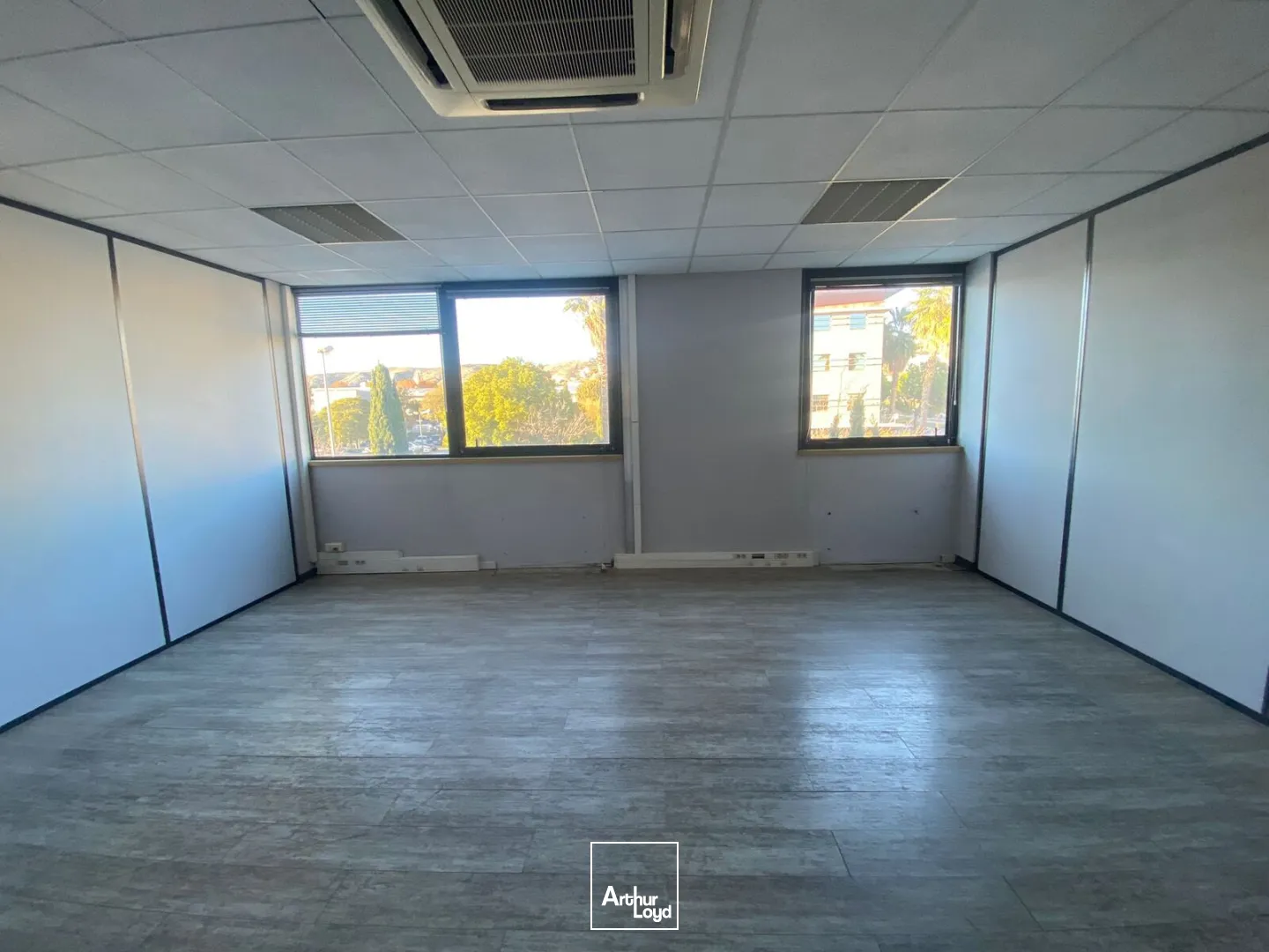 Bureaux à louer en ZFU - 13016 Marseille